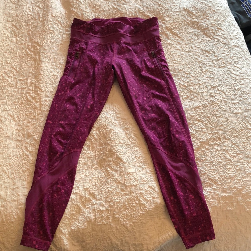 Lululemon size 4 leggings